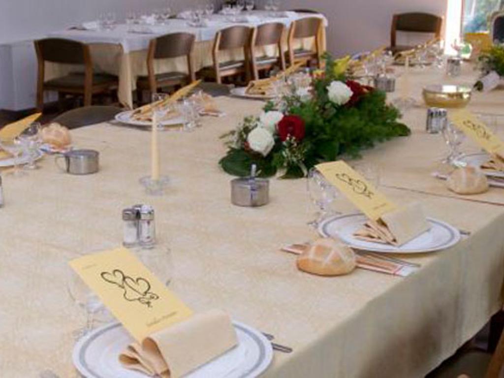 Hotel Ristorante Sassi Rossi Taceno Luaran gambar