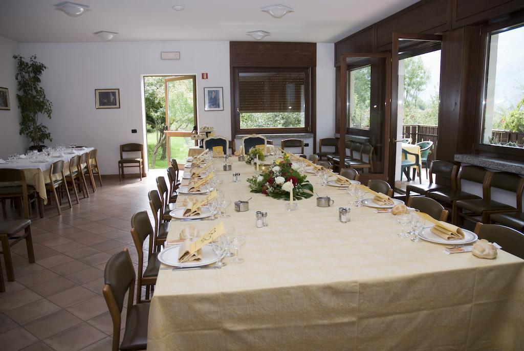 Hotel Ristorante Sassi Rossi Taceno Luaran gambar
