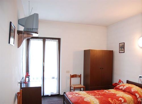 Hotel Ristorante Sassi Rossi Taceno Luaran gambar
