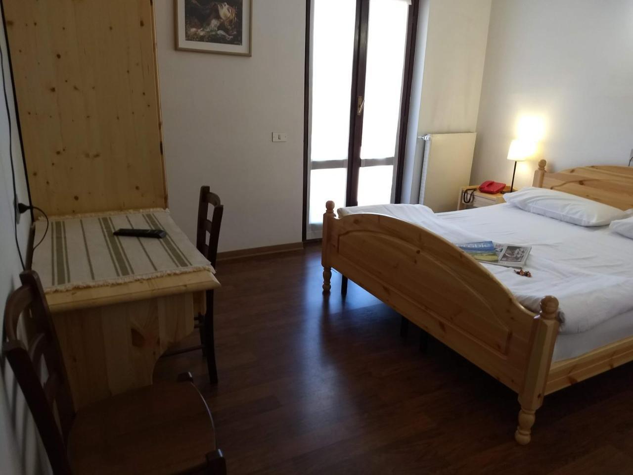 Hotel Ristorante Sassi Rossi Taceno Luaran gambar